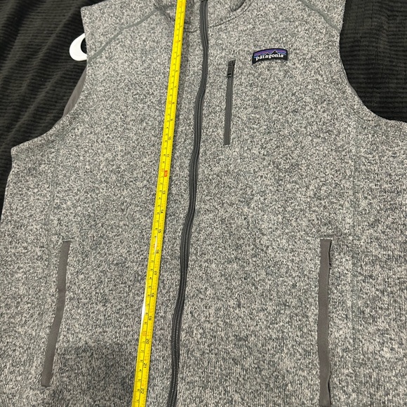 Patagonia Men's Heather Gray Better Sweater Fleece Vest - Picture 5 of 10